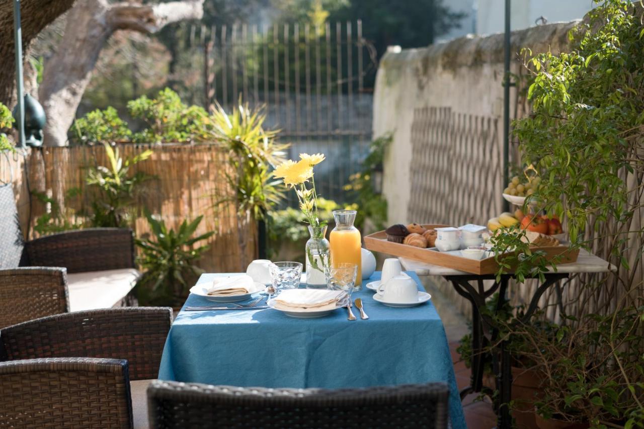 Palazzo Bernardini Suites レッチェ エクステリア 写真