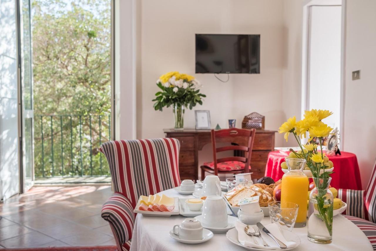 Palazzo Bernardini Suites レッチェ エクステリア 写真