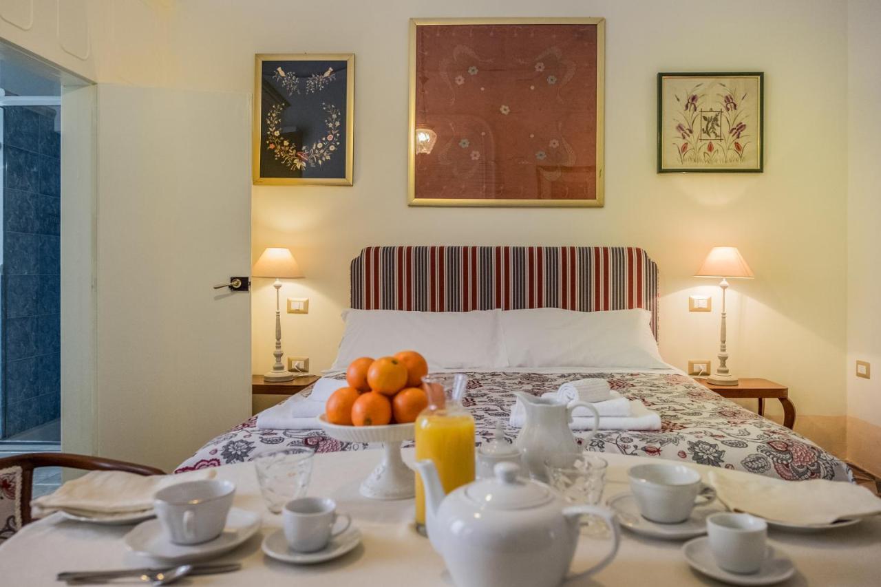 Palazzo Bernardini Suites レッチェ エクステリア 写真