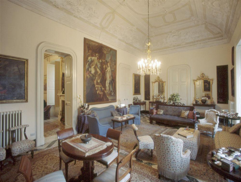 Palazzo Bernardini Suites レッチェ エクステリア 写真